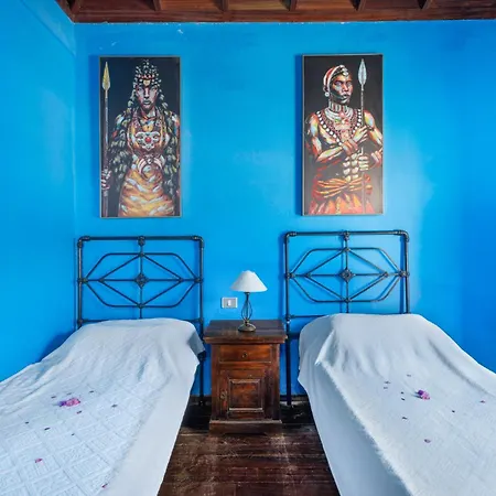 La Venta Villa *